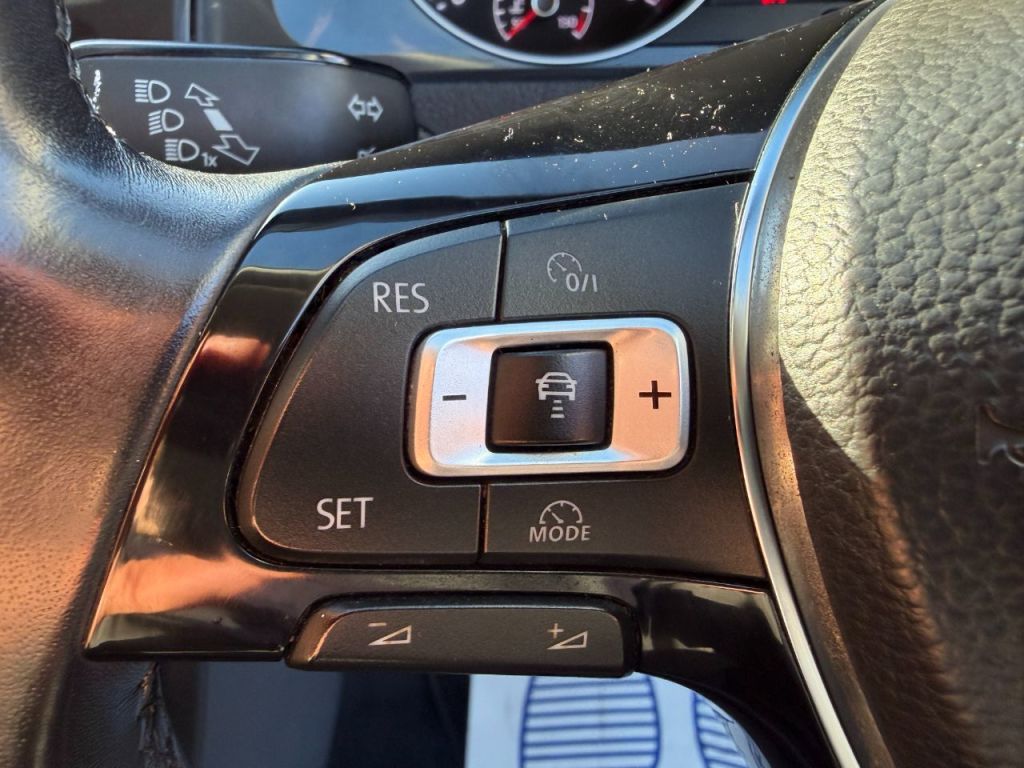 Used Volkswagen Golf 2018 for sale - 78068008: Photo 18