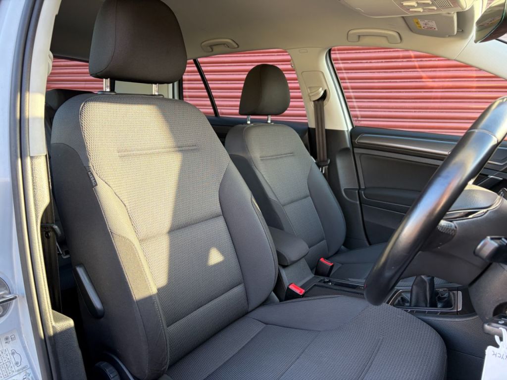 Used Volkswagen Golf 2018 for sale - 78068008: Photo 20