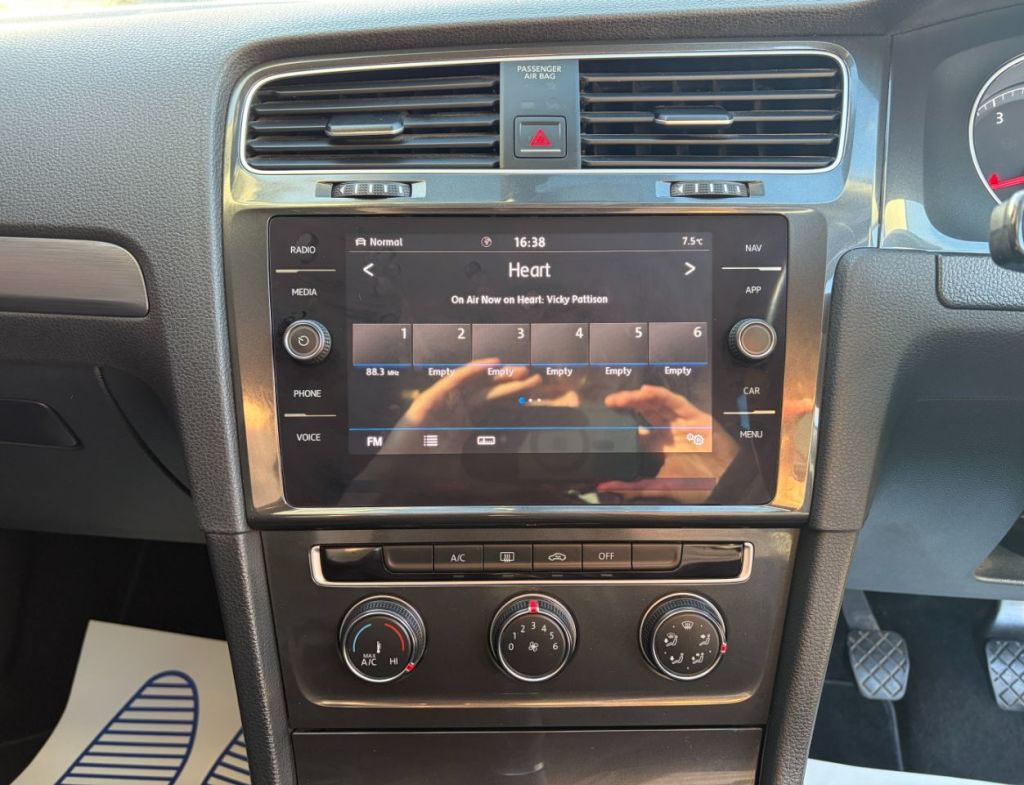 Used Volkswagen Golf 2018 for sale - 78068008: Photo 28