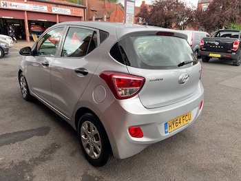 Used Hyundai i10 2014 for sale - 79449468: Photo