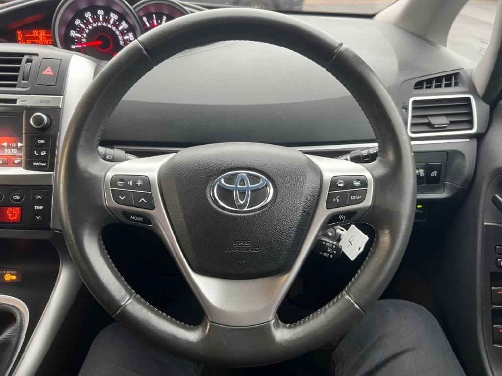 Used Toyota Verso 2015 for sale - 76985486: Photo 13