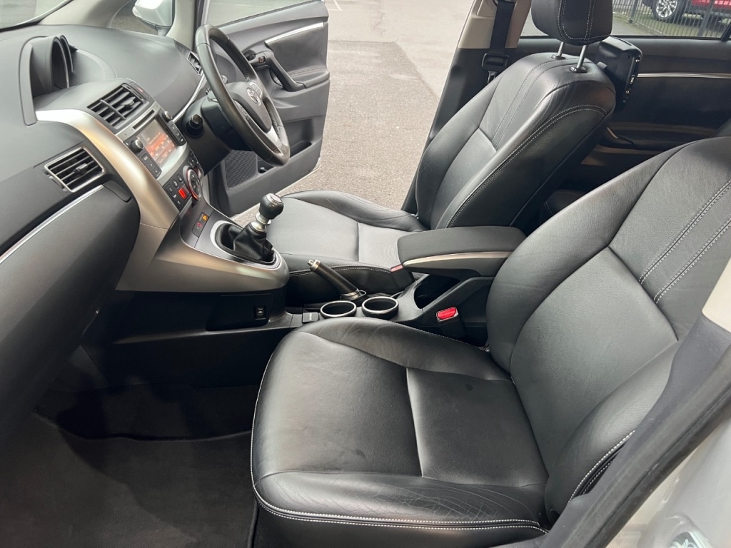 Used Toyota Verso 2015 for sale - 76985486: Photo 18