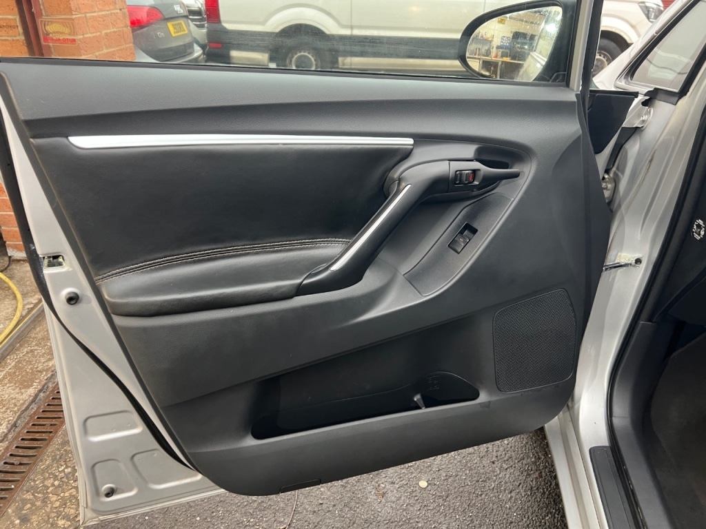 Used Toyota Verso 2015 for sale - 76985486: Photo 22