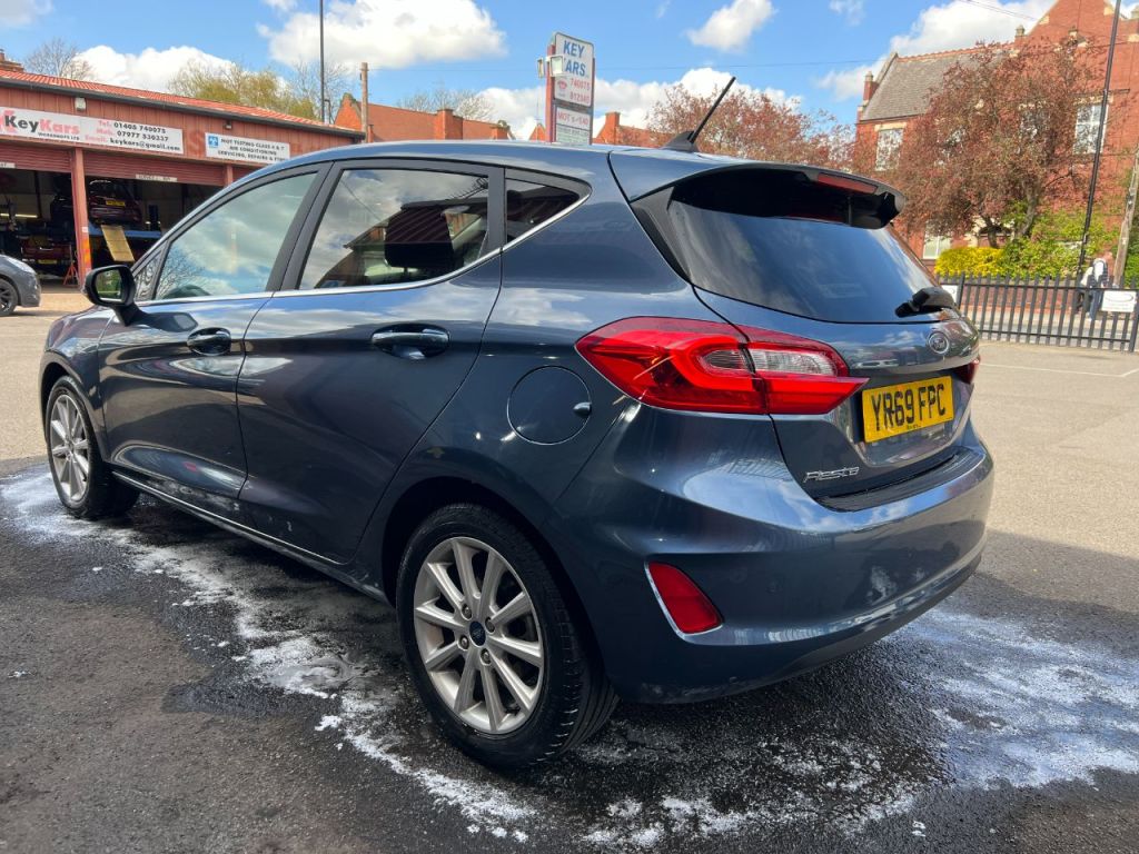 Used Ford Fiesta 2019 for sale - 78199819: Photo 2