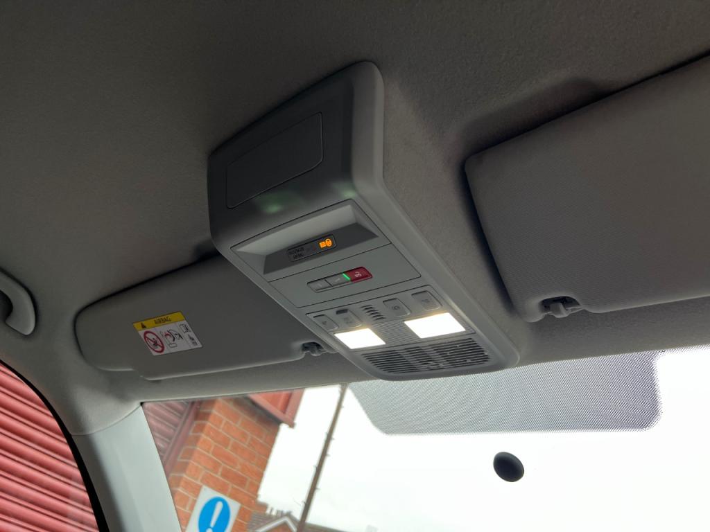 Used Volkswagen Transporter 2022 for sale - 77421360: Photo 5