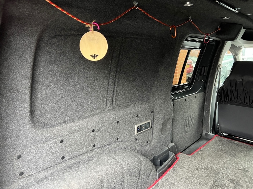 Used Volkswagen Caddy Maxi 2013 for sale - 77506518: Photo 21