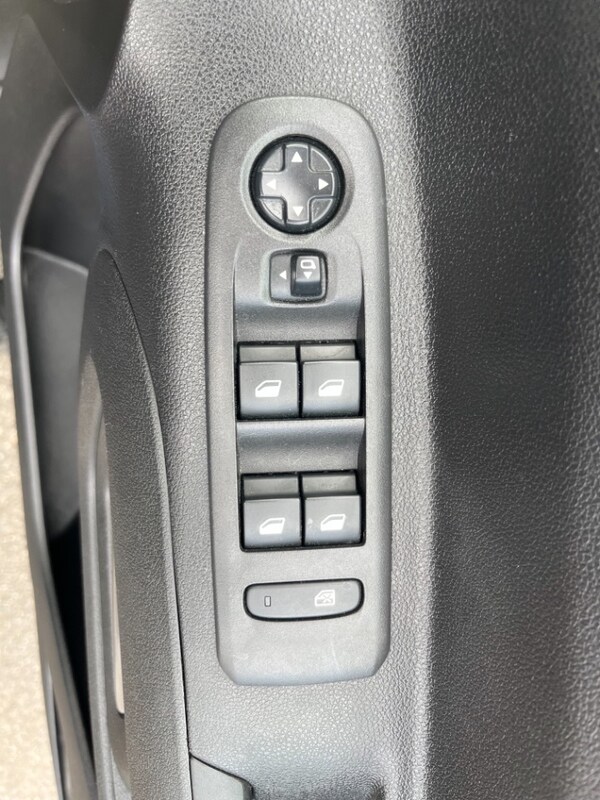 Used Vauxhall Combo Life 2019 for sale - 72404506: Photo 32