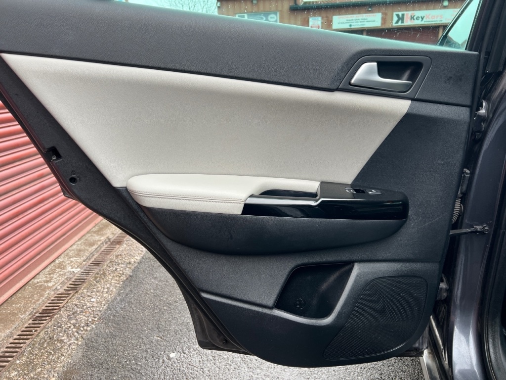 Used Kia Sportage 2018 for sale - 77533756: Photo 19