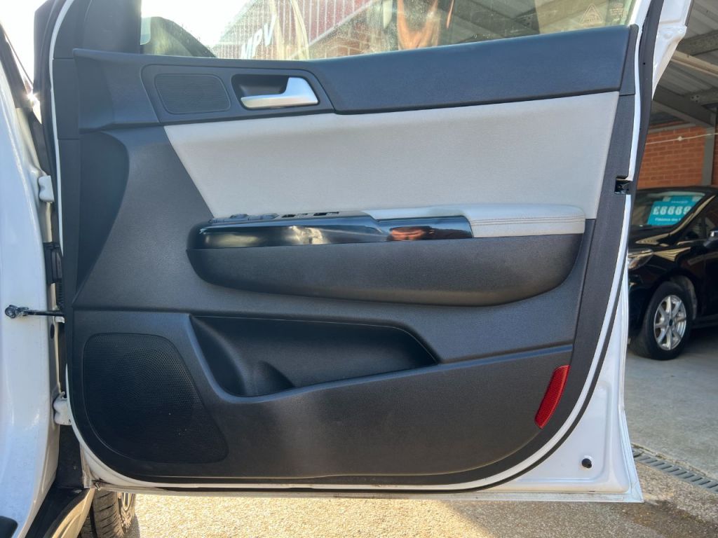 Used Kia Sportage 2018 for sale - 78106061: Photo 8