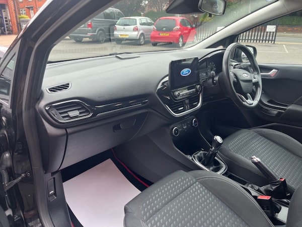 Used Ford Fiesta 2017 for sale - 75604289: Photo 11