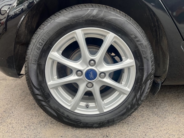 Used Ford Fiesta 2017 for sale - 75604289: Photo 32