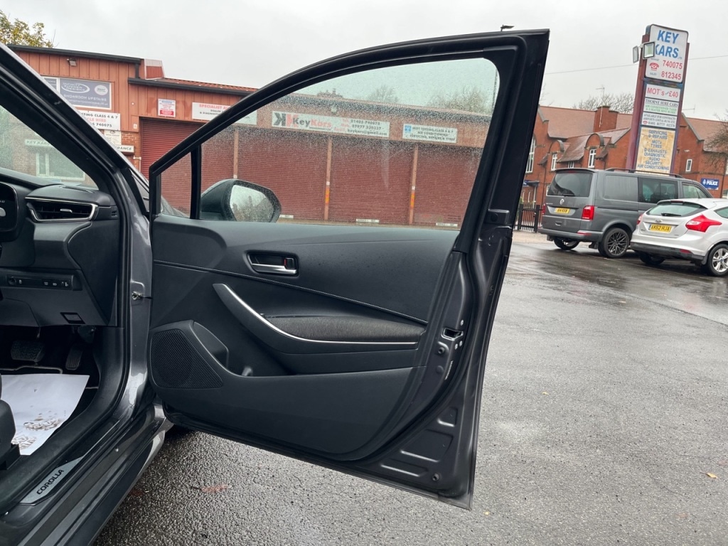 Used Toyota Corolla 2023 for sale - 76590660: Photo 28