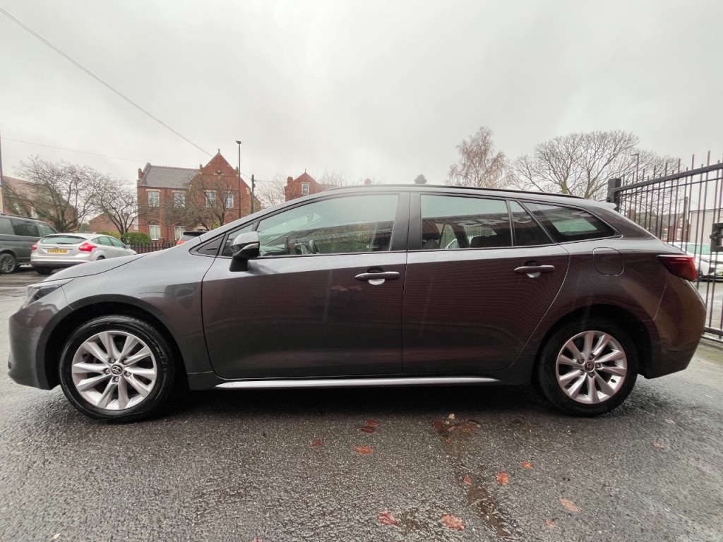 Used Toyota Corolla 2023 for sale - 76590660: Photo 4