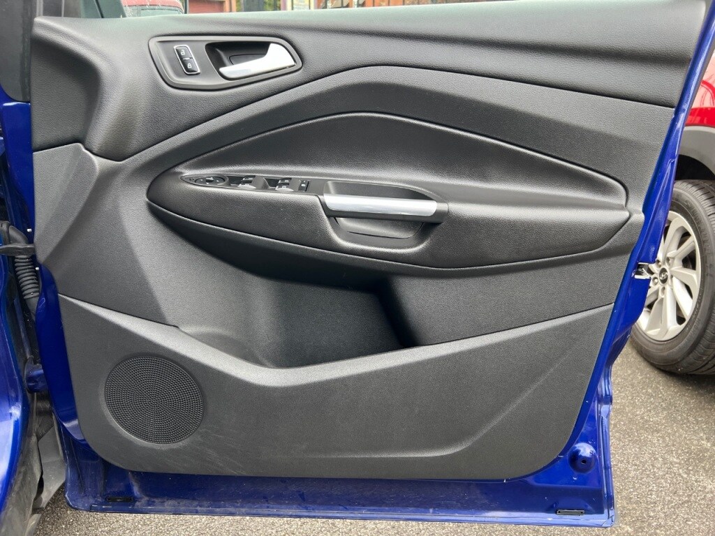Used Ford Kuga 2015 for sale - 76332838: Photo 17