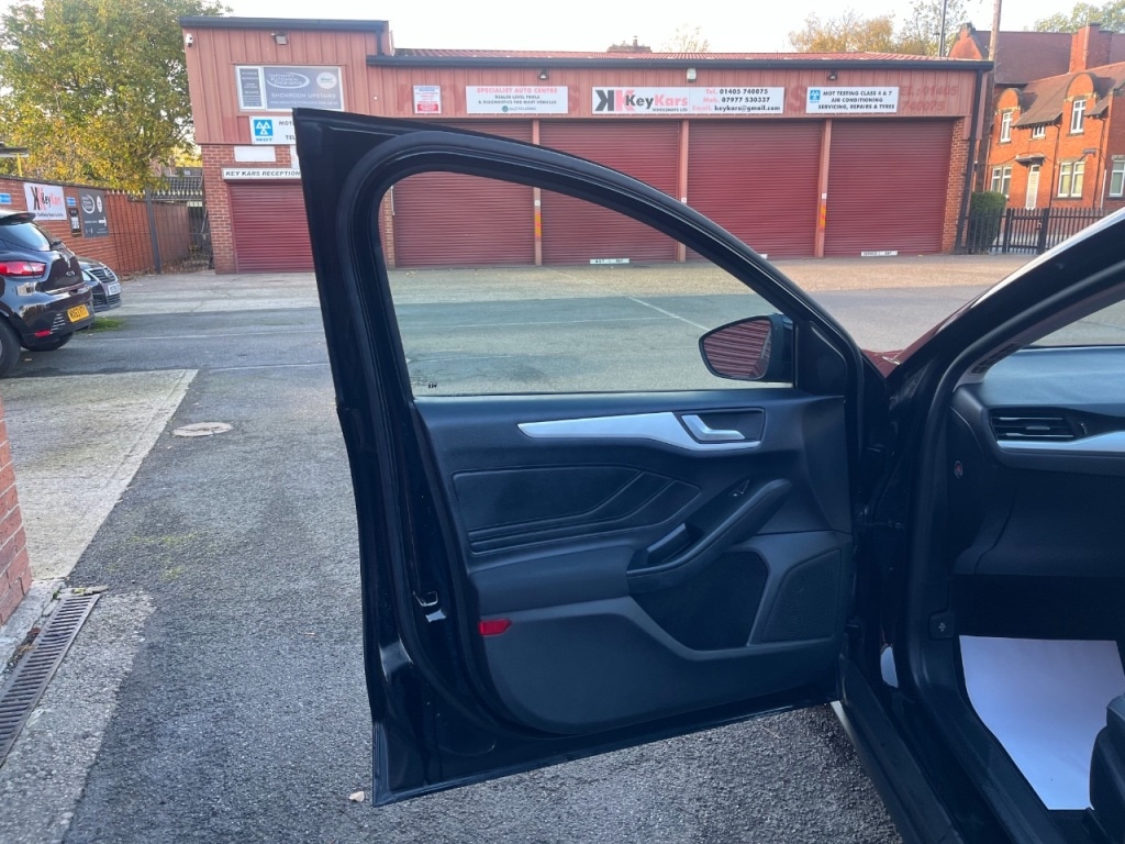 Used Ford Focus 2018 for sale - 76416379: Photo 25