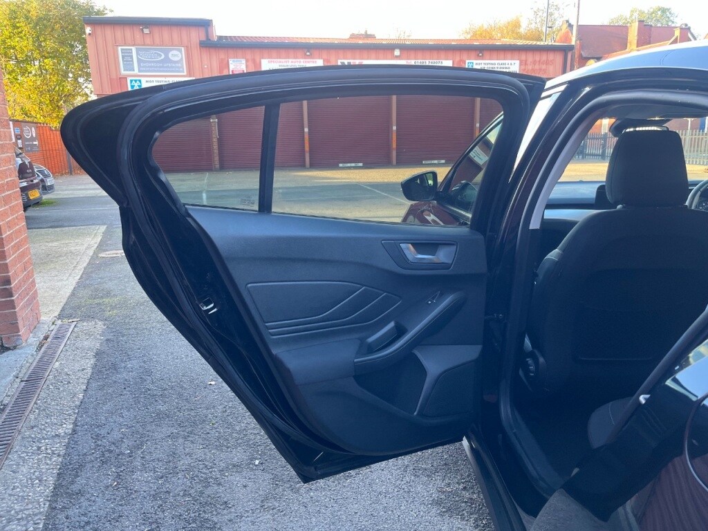 Used Ford Focus 2018 for sale - 76416379: Photo 27