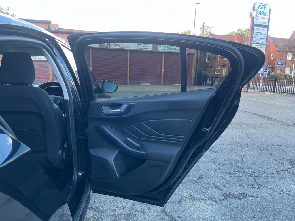 Used Ford Focus 2018 for sale - 76416379: Photo 28