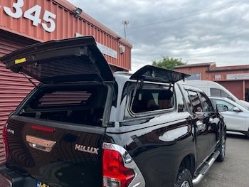 Used Toyota Hilux 2018 for sale - 75358747: Photo