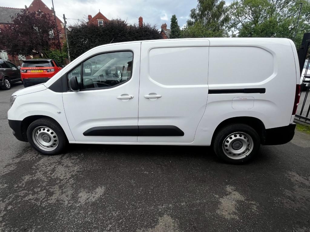 Used Vauxhall Combo 2021 for sale - 76985481: Photo 3