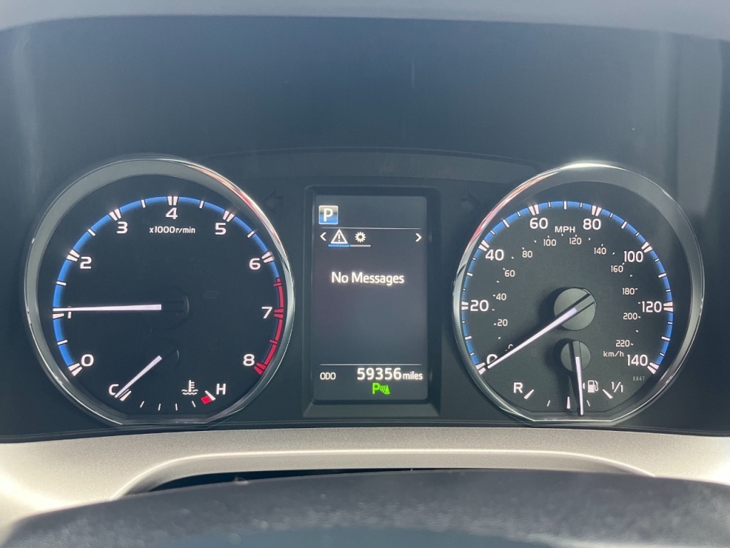 Used Toyota RAV4 2016 for sale - 76469385: Photo 14