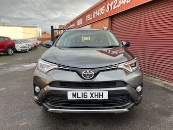 Used Toyota RAV4 2016 for sale - 76469385: Photo