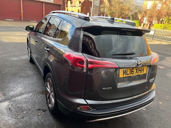 Used Toyota RAV4 2016 for sale - 76469385: Photo