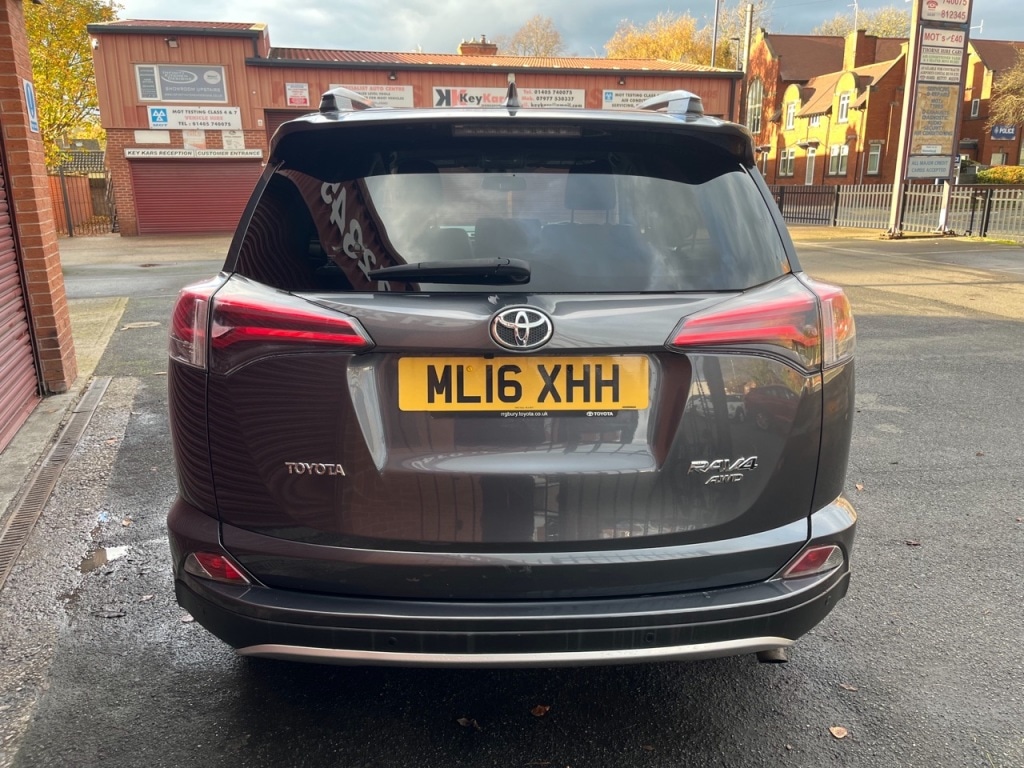 Used Toyota RAV4 2016 for sale - 76469385: Photo 5