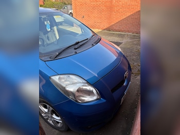 Used Toyota Yaris 2010 for sale - 77976044: Photo