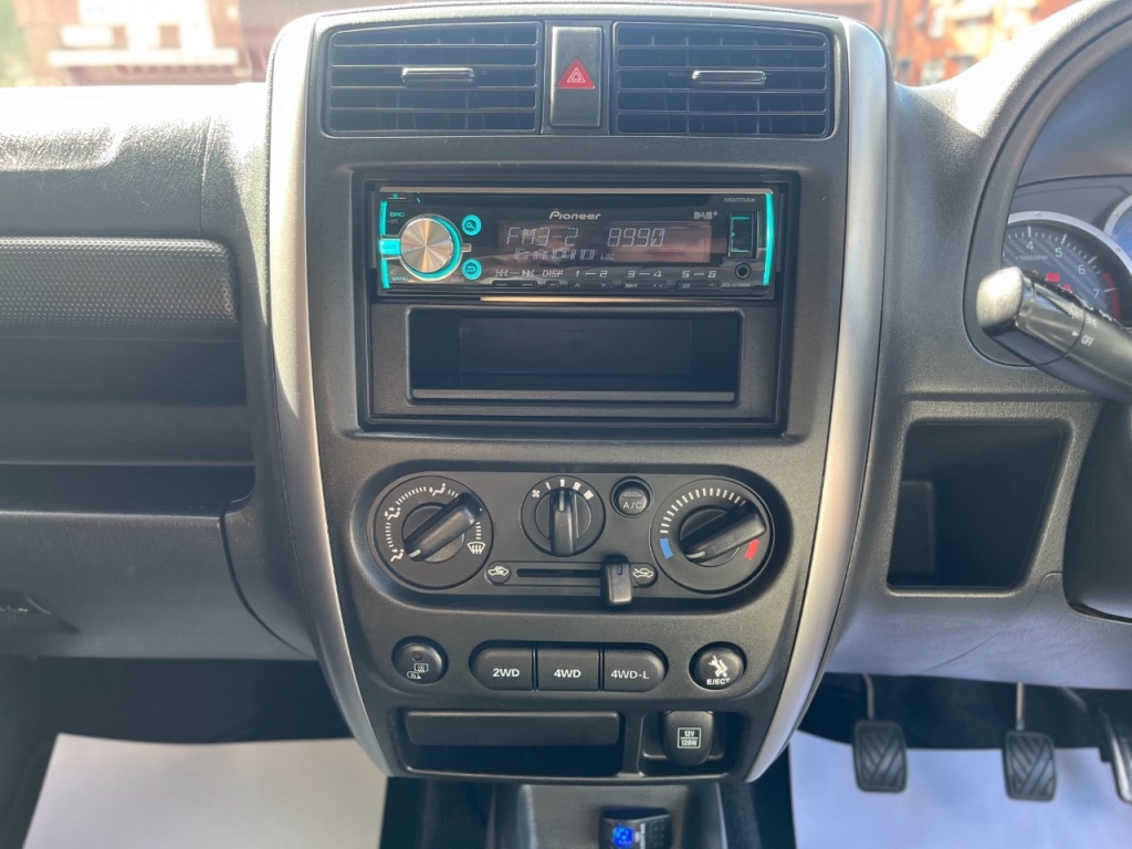 Used Suzuki Jimny 2017 for sale - 76904822: Photo 17