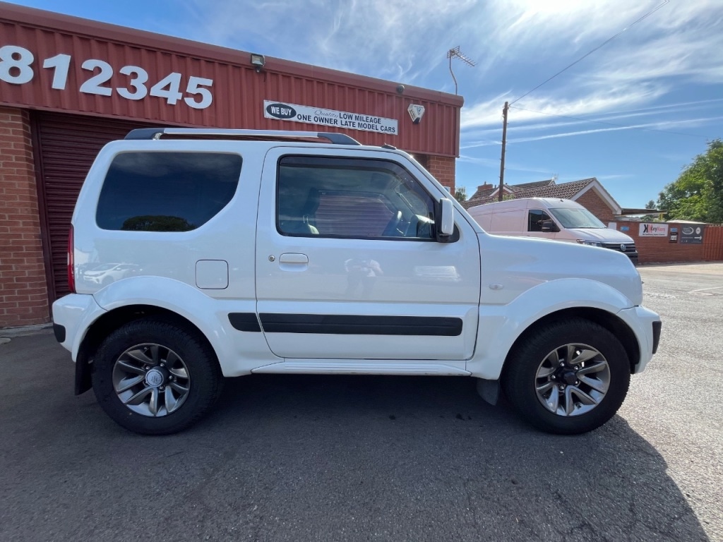 Used Suzuki Jimny 2017 for sale - 76904822: Photo 4