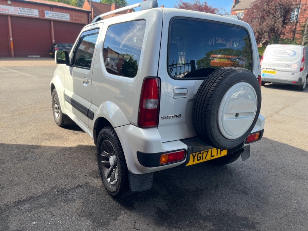 Used Suzuki Jimny 2017 for sale - 76904822: Photo 8