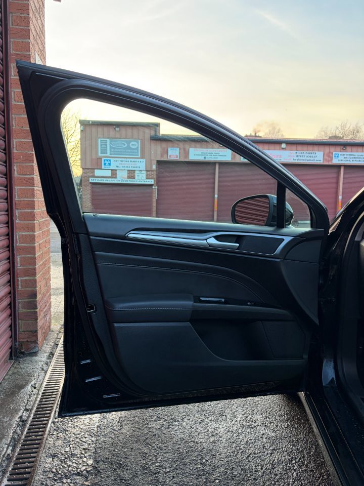 Used Ford Mondeo 2016 for sale - 77967793: Photo 25