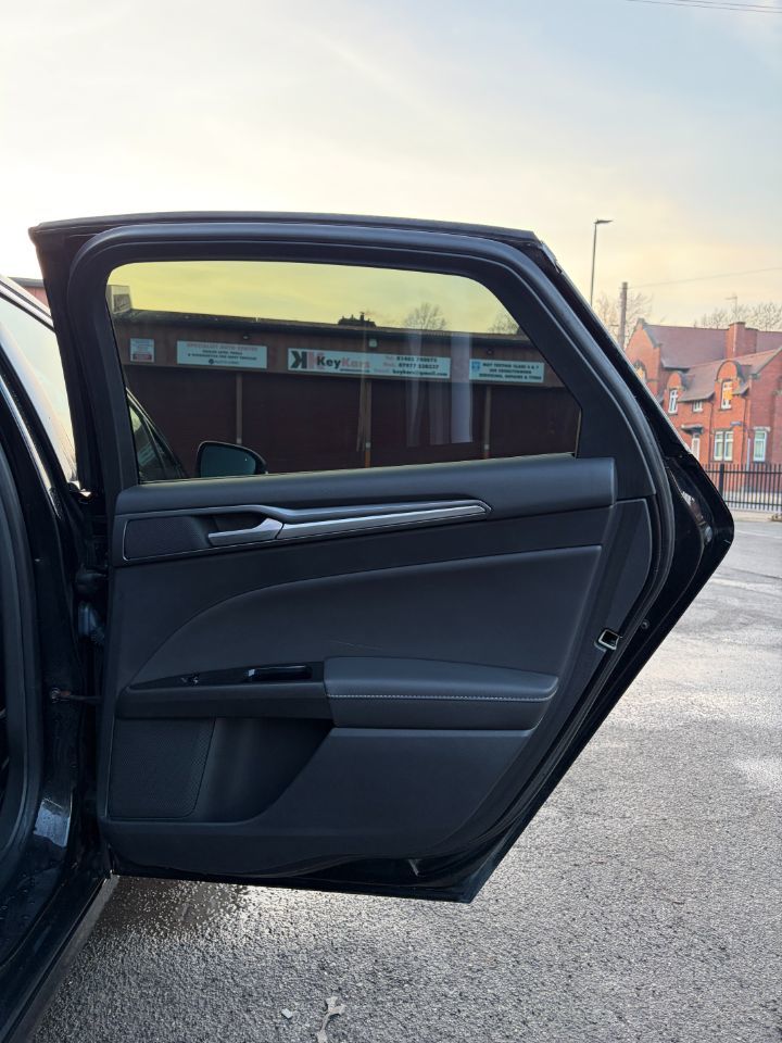 Used Ford Mondeo 2016 for sale - 77967793: Photo 28