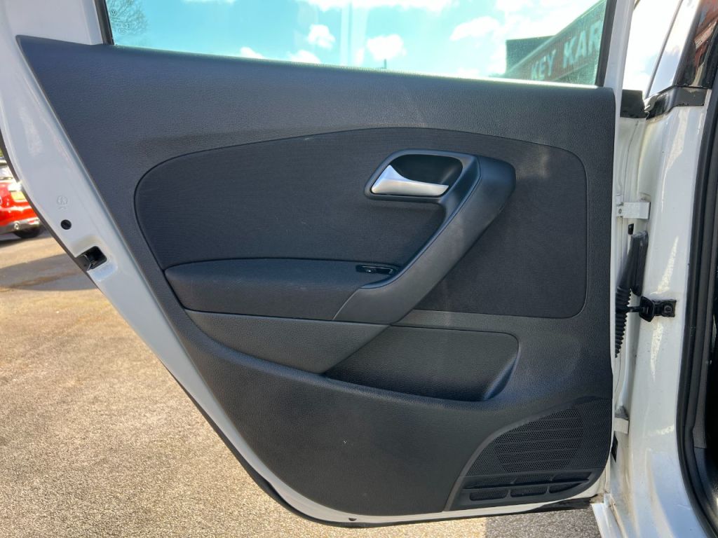 Used Volkswagen Polo 2016 for sale - 78106056: Photo 16