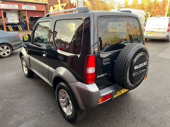 Used Suzuki Jimny 2010 for sale - 78310131: Photo
