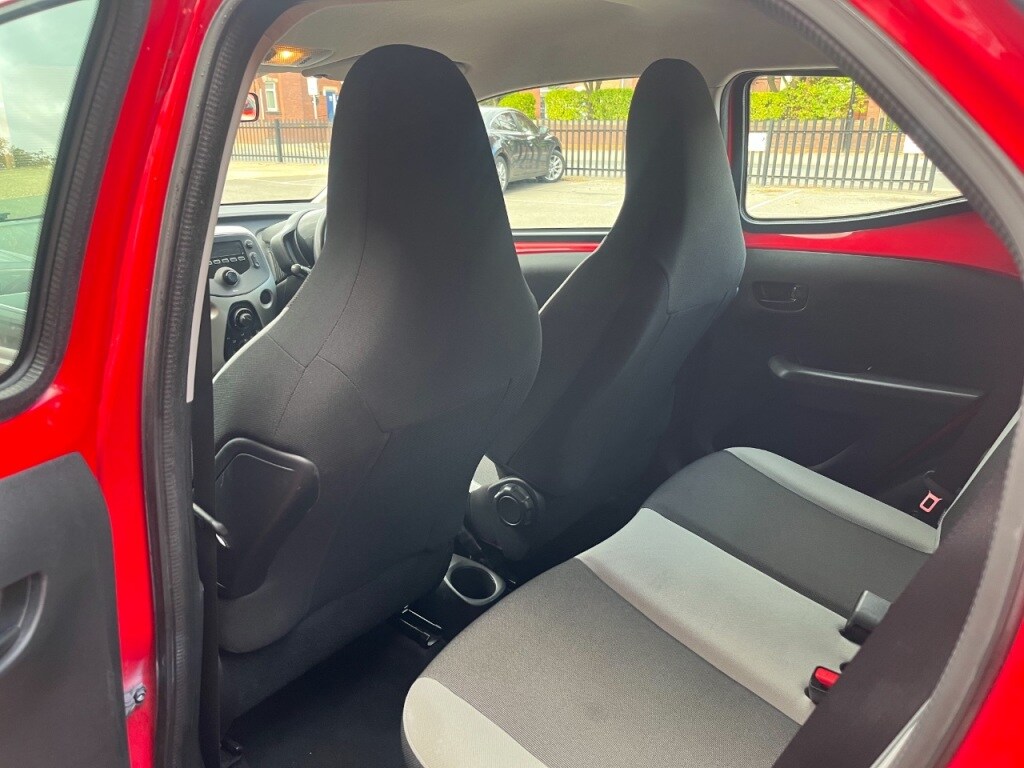 Used Toyota AYGO 2015 for sale - 76375802: Photo 19