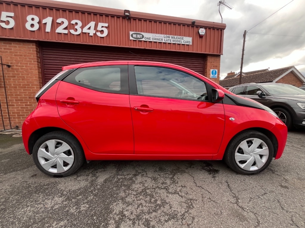 Used Toyota AYGO 2015 for sale - 76375802: Photo 5