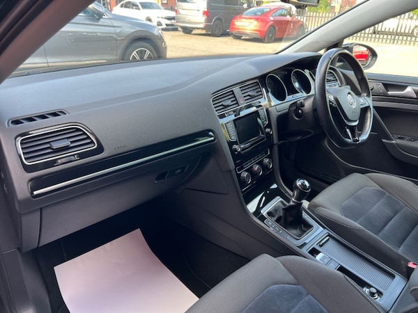 Used Volkswagen Golf 2013 for sale - 76222963: Photo 19