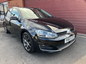 Volkswagen - Golf