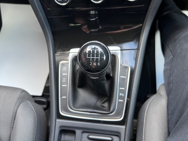 Used Volkswagen Golf 2013 for sale - 76222963: Photo 23