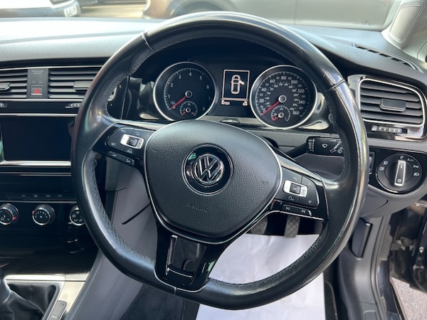 Used Volkswagen Golf 2013 for sale - 76222963: Photo 26