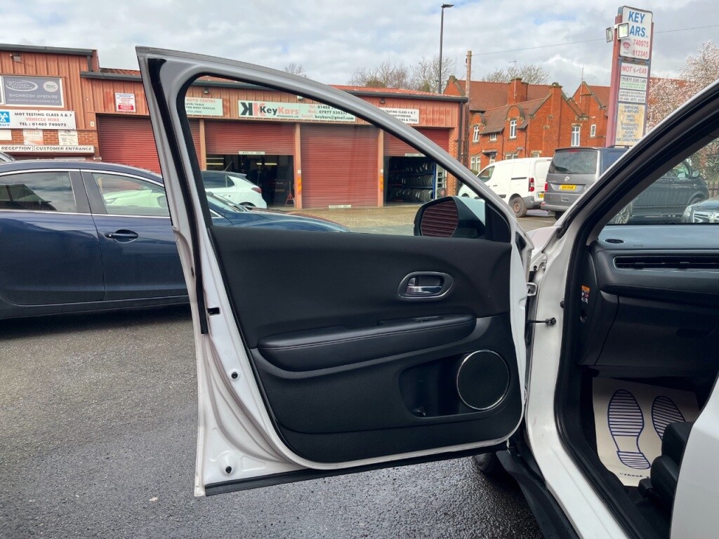 Used Honda HR-V 2016 for sale - 77703357: Photo 29