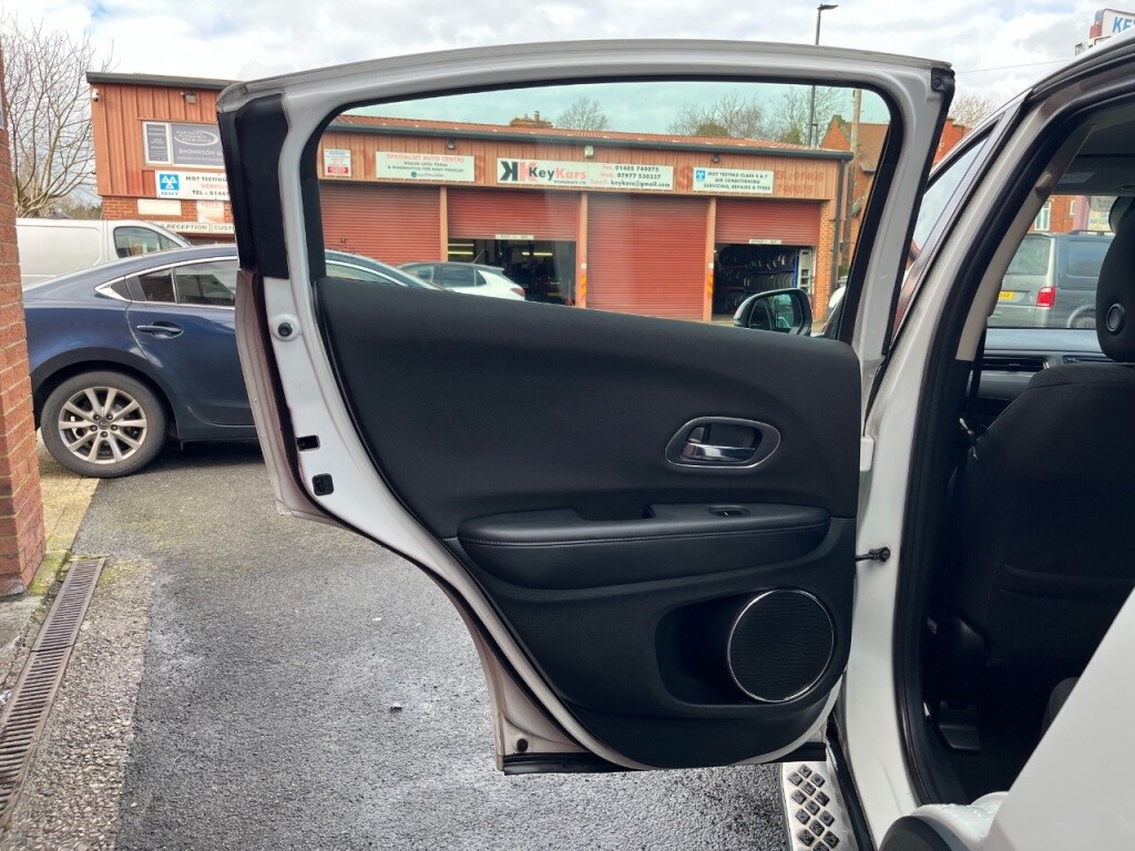 Used Honda HR-V 2016 for sale - 77703357: Photo 31