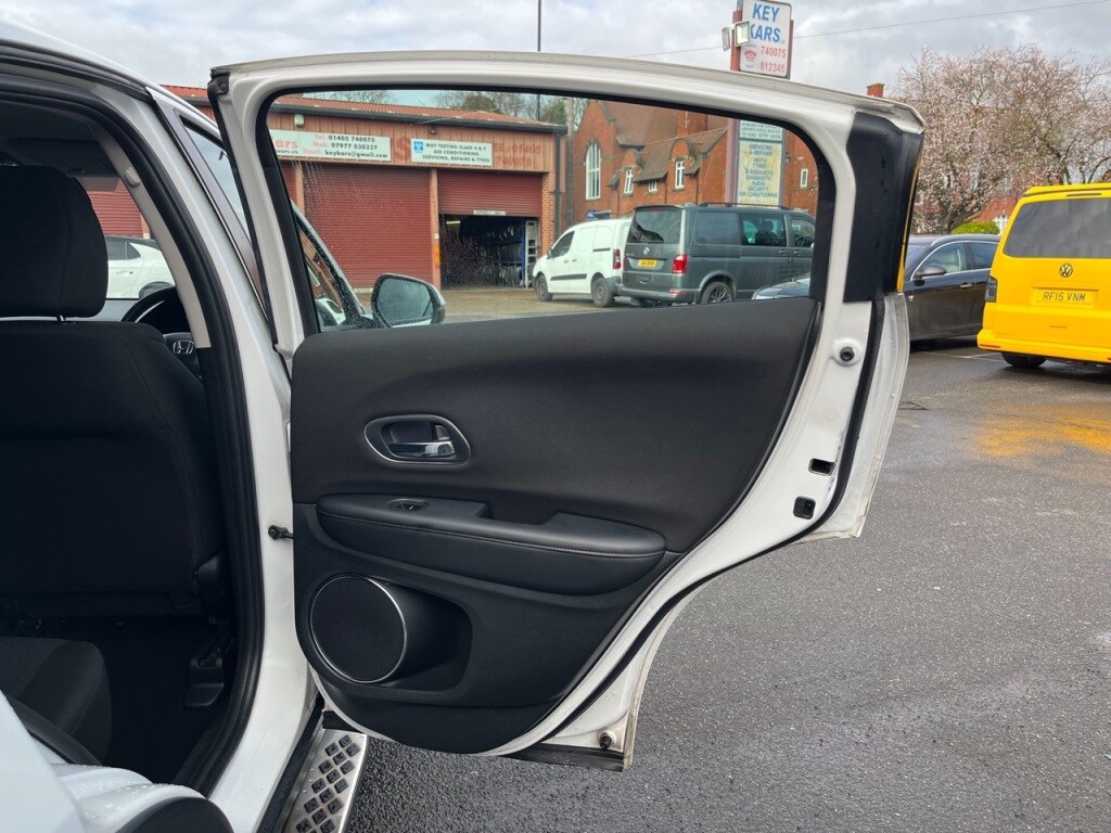 Used Honda HR-V 2016 for sale - 77703357: Photo 32