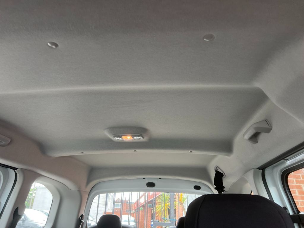 Used Vauxhall Combo Life 2020 for sale - 76147269: Photo 12