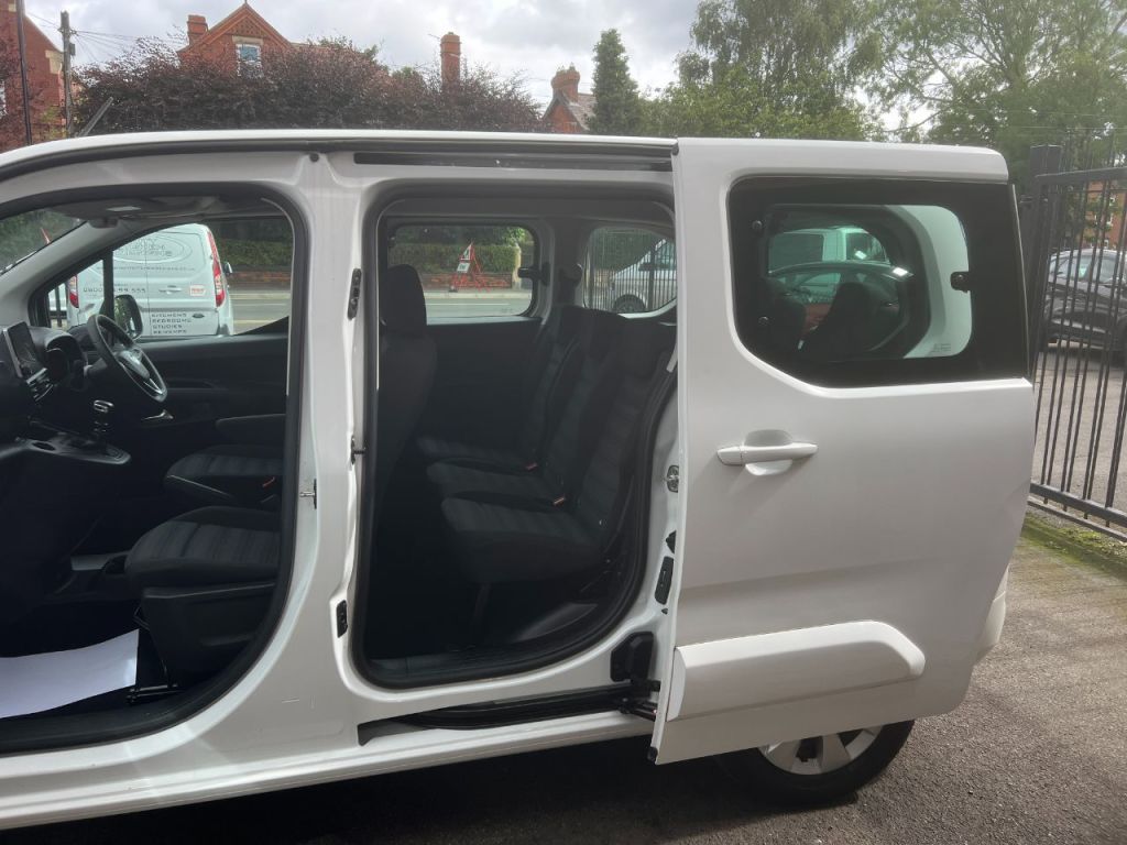 Used Vauxhall Combo Life 2020 for sale - 76147269: Photo 13