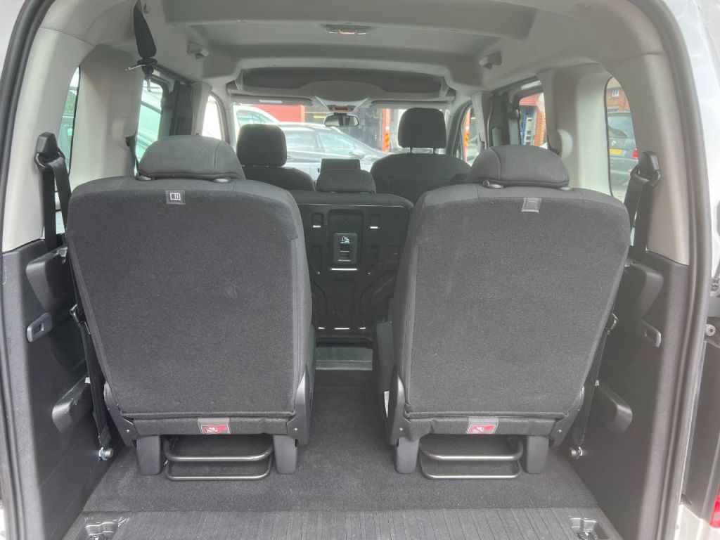 Used Vauxhall Combo Life 2020 for sale - 76147269: Photo 16