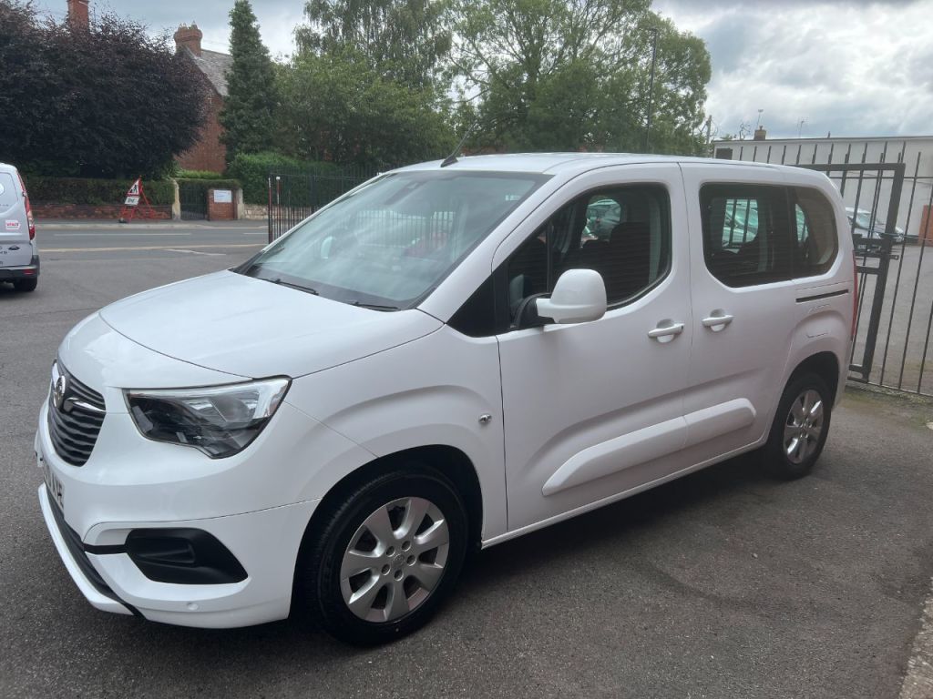 Used Vauxhall Combo Life 2020 for sale - 76147269: Photo 5