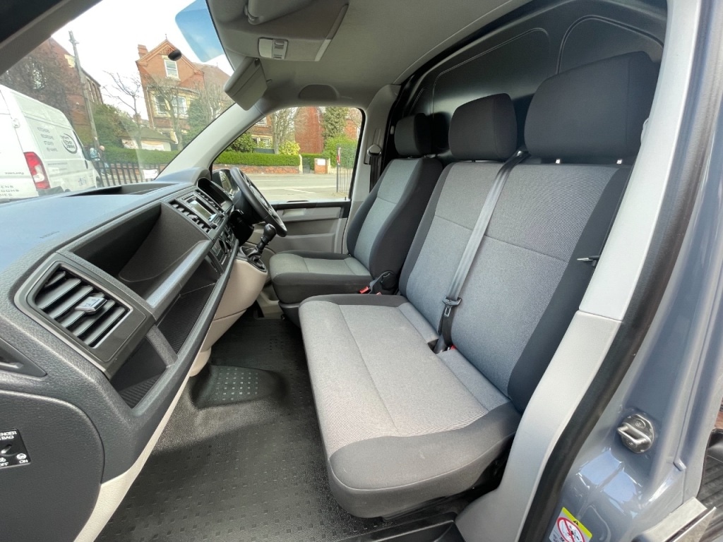 Used Volkswagen Transporter 2022 for sale - 76436454: Photo 4