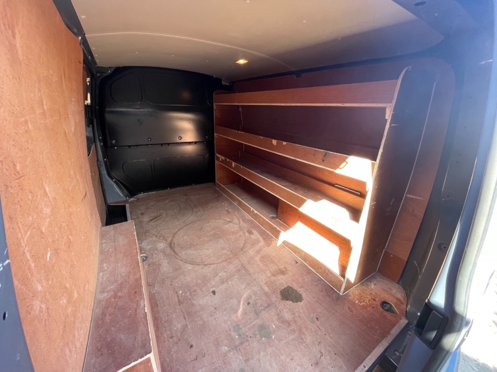 Used Volkswagen Transporter 2022 for sale - 76436454: Photo 7